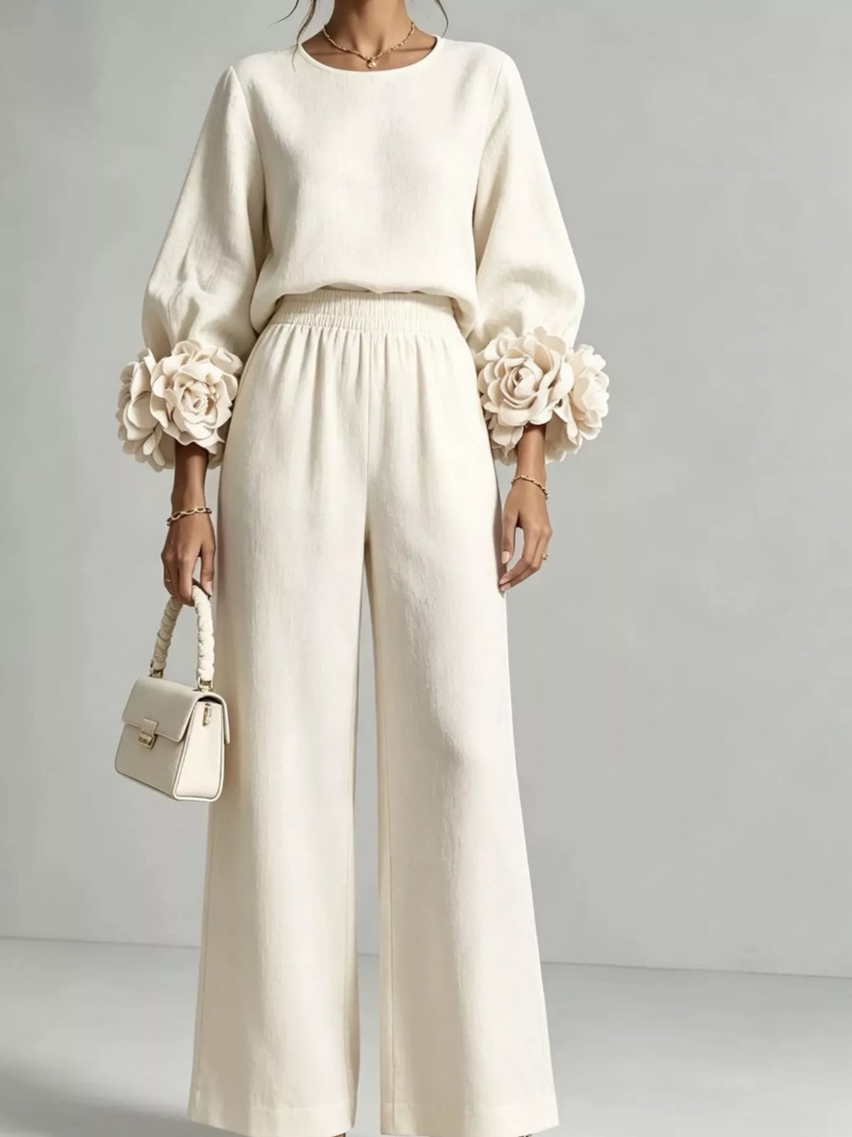 Oberteil mit Blumenmanschetten und weite Hose Set in großen Größen