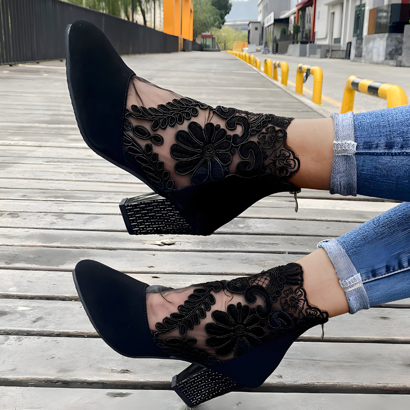 Stylische atmungsaktive orthopädische Absatzschuhe