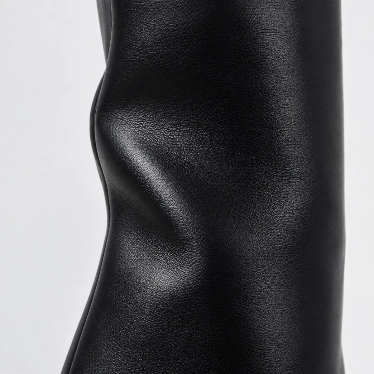 Camp Basel | Kyra Schwarze Kniehohe Stiefel