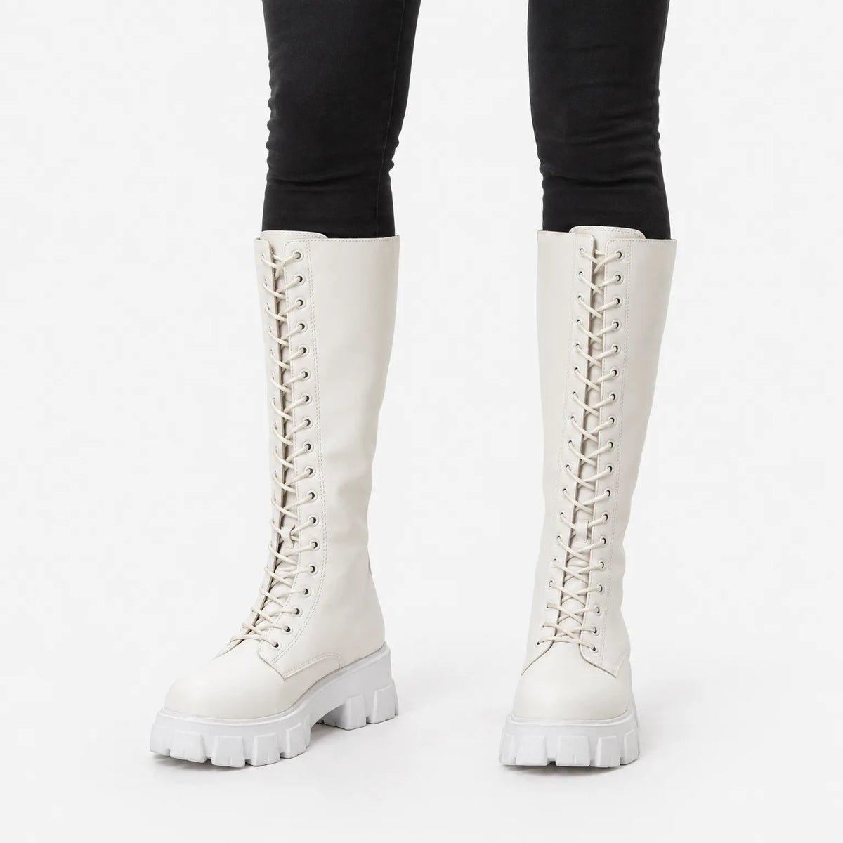 Camp Basel | Lugano Kniehohe Schnürstiefel