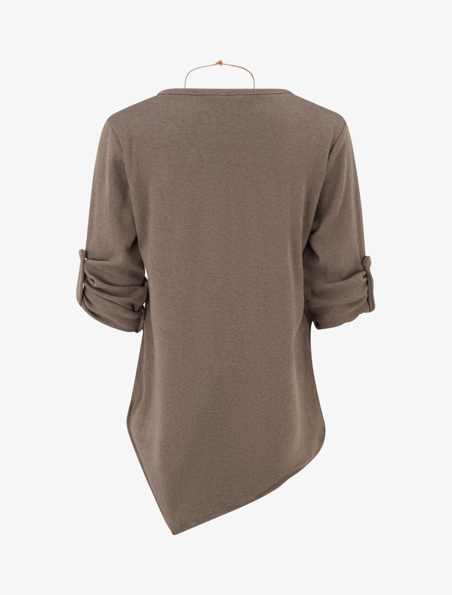 Asymmetrischer Pullover mit gerader Schnittform