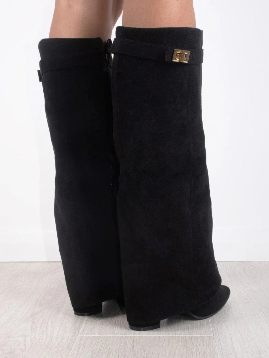 Kniehohe Stiefel – Damenstiefel aus Wildlederimitat mit spitzer Zehenpartie und Absatz