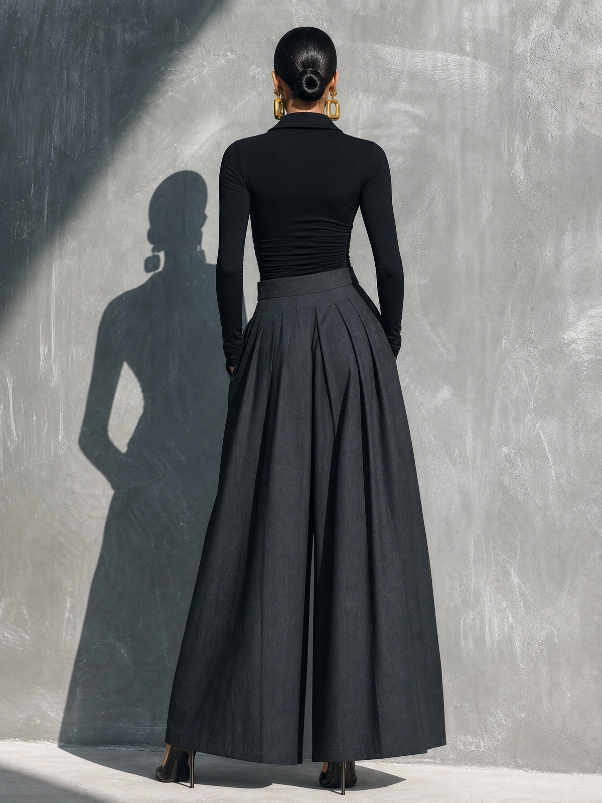 Lässiges 2-teiliges Damen-Set mit schwarzem Stretch-Strick-Langarmoberteil und dunkelgrauer gewebter Hose mit weitem Bein