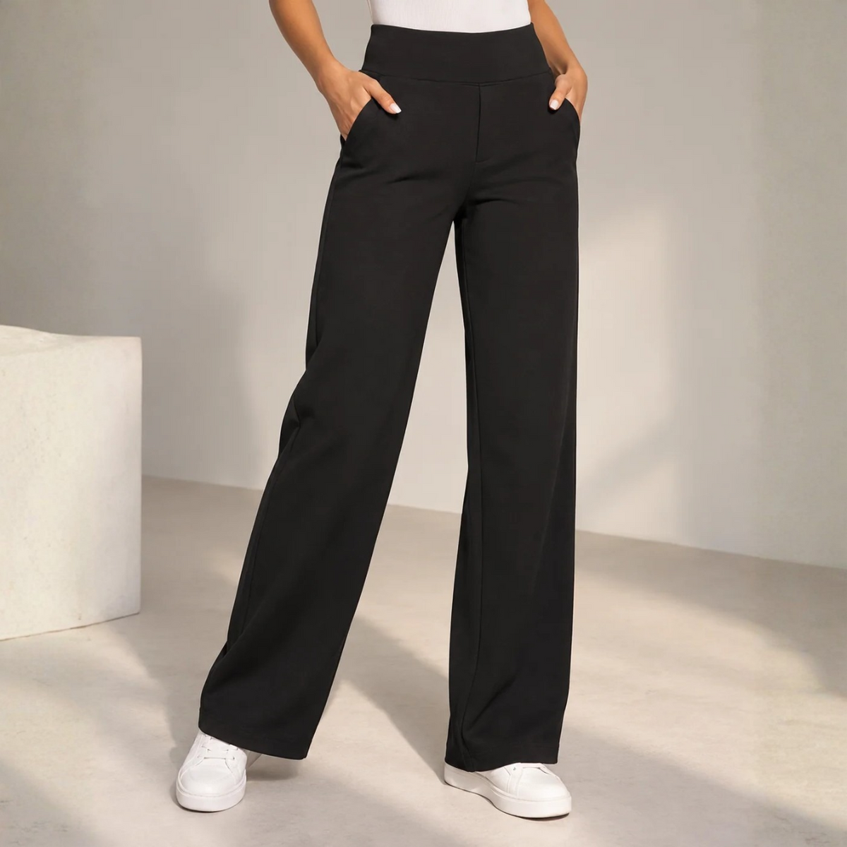Bequeme elastische Hose mit weitem Bein