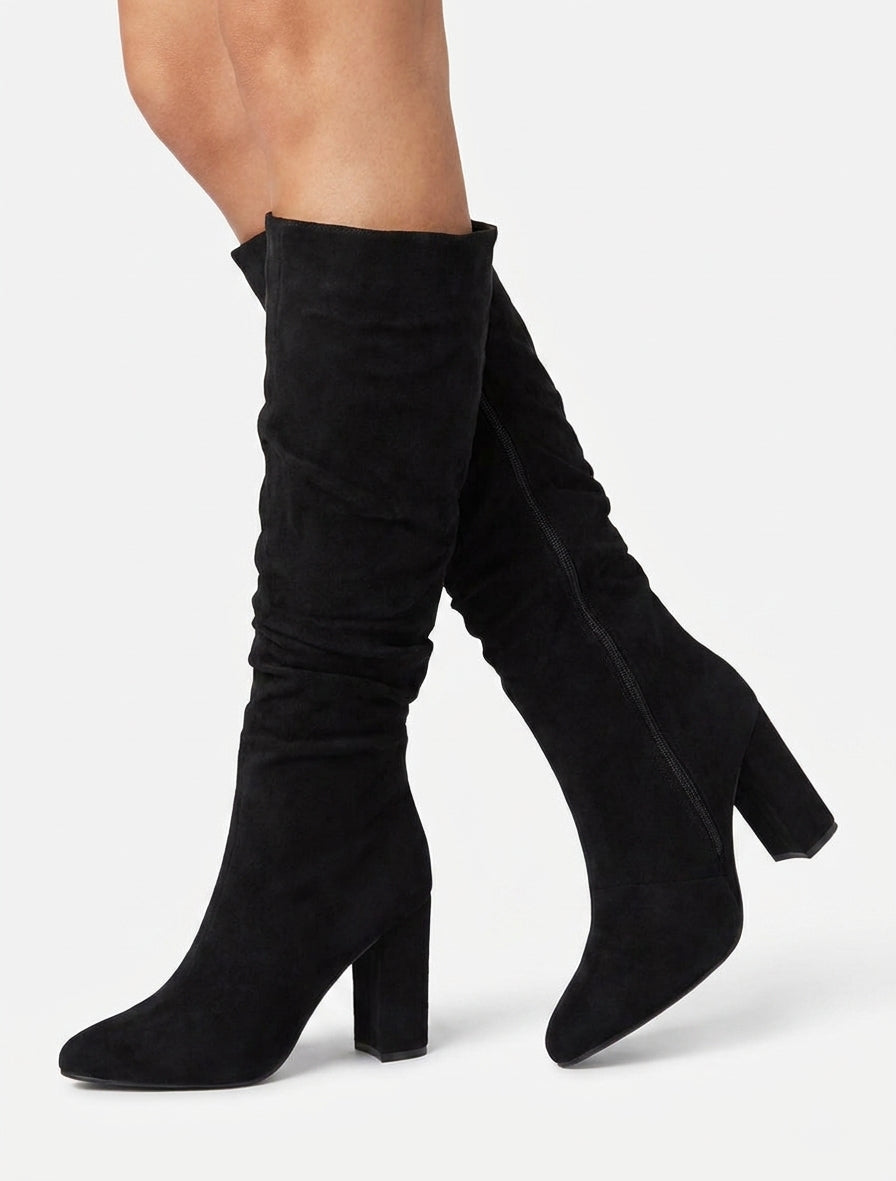 Stiefel aus Velourslederimitat mit Blockabsatz und Reißverschluss