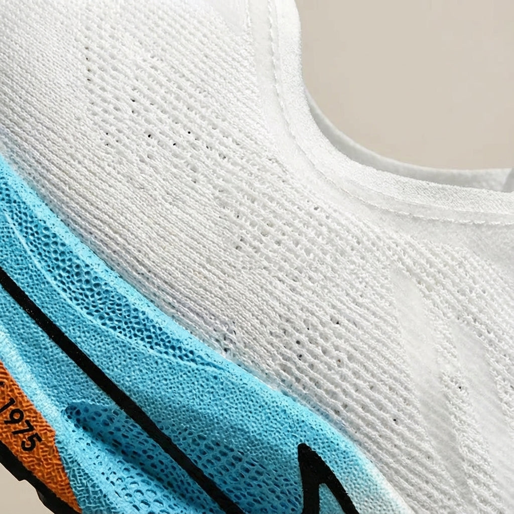 Leichte atmungsaktive Laufschuhe mit stabiler Sohle