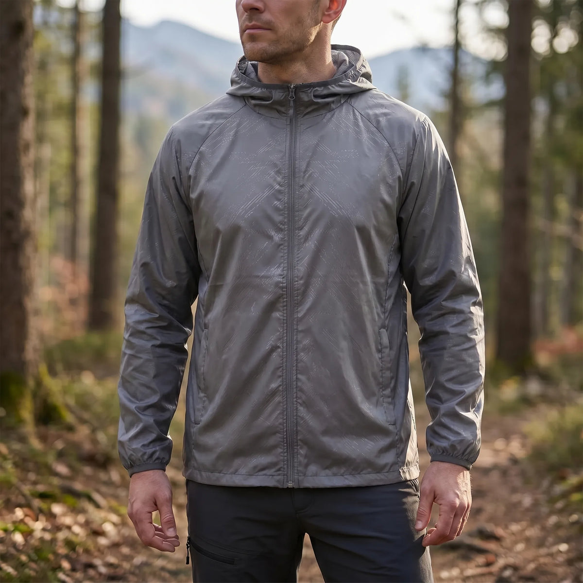 Packbare Windbreaker-Jacke wasserabweisend atmungsaktiv mit Kapuze