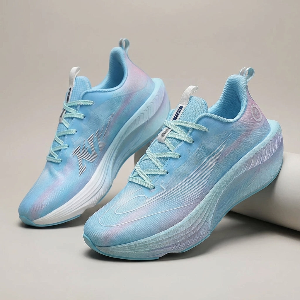 Ultraleichter Laufschuh mit atmungsaktivem Obermaterial und stabilem Design