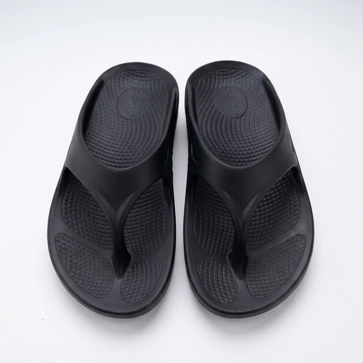 Dickgepolsterte Slip-On-Sandalen mit rutschfester Sohle und anatomischem Fußbett