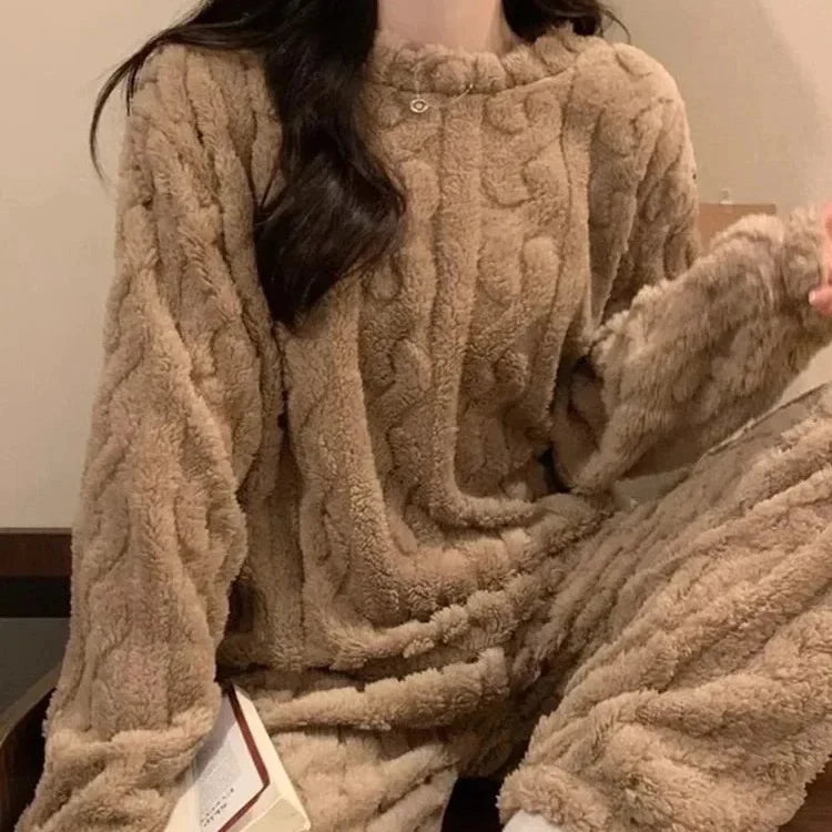 Pyjama-Set plüschig warm Langarm Rundhals knöchellang