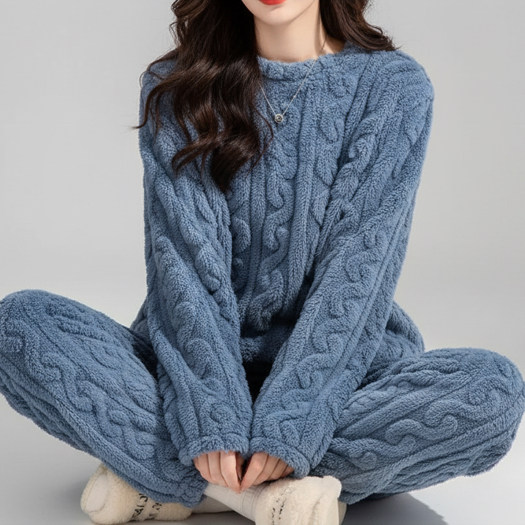 Pyjama-Set plüschig warm Langarm Rundhals knöchellang