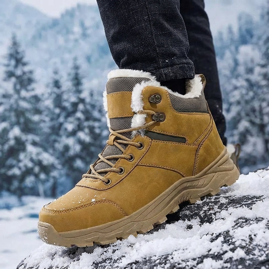 Knöchelhoher Winterwanderschuh rutschfest warm gefüttert Herren