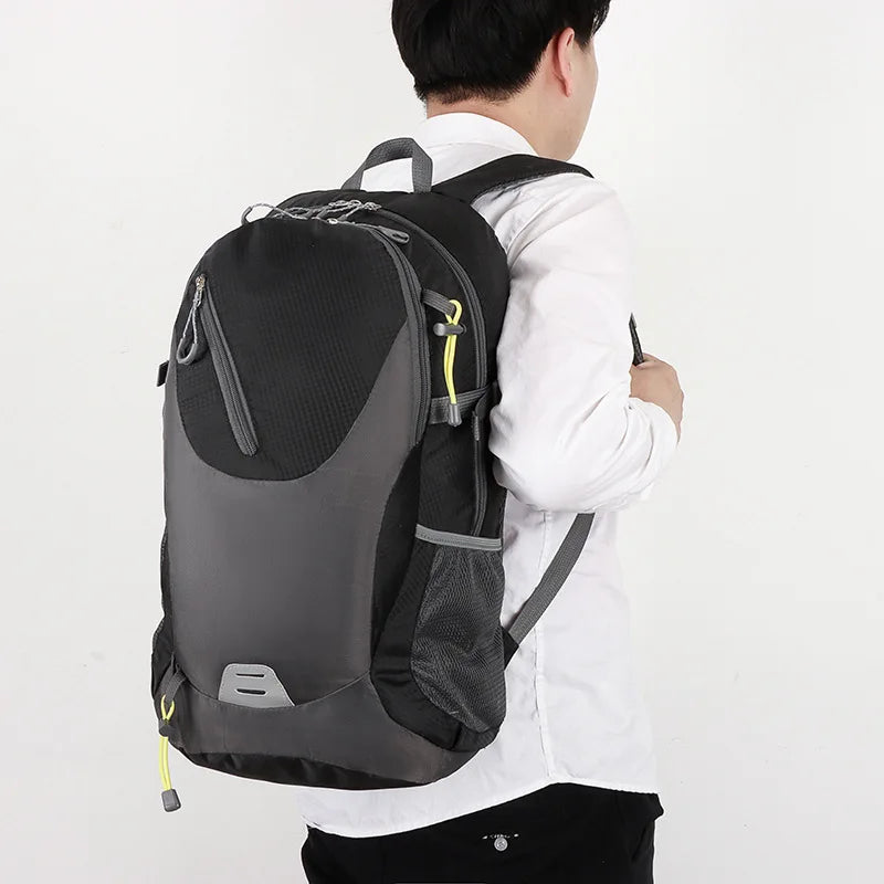 Nordspur | HikeMate Geräumiger 40L Wanderrucksack
