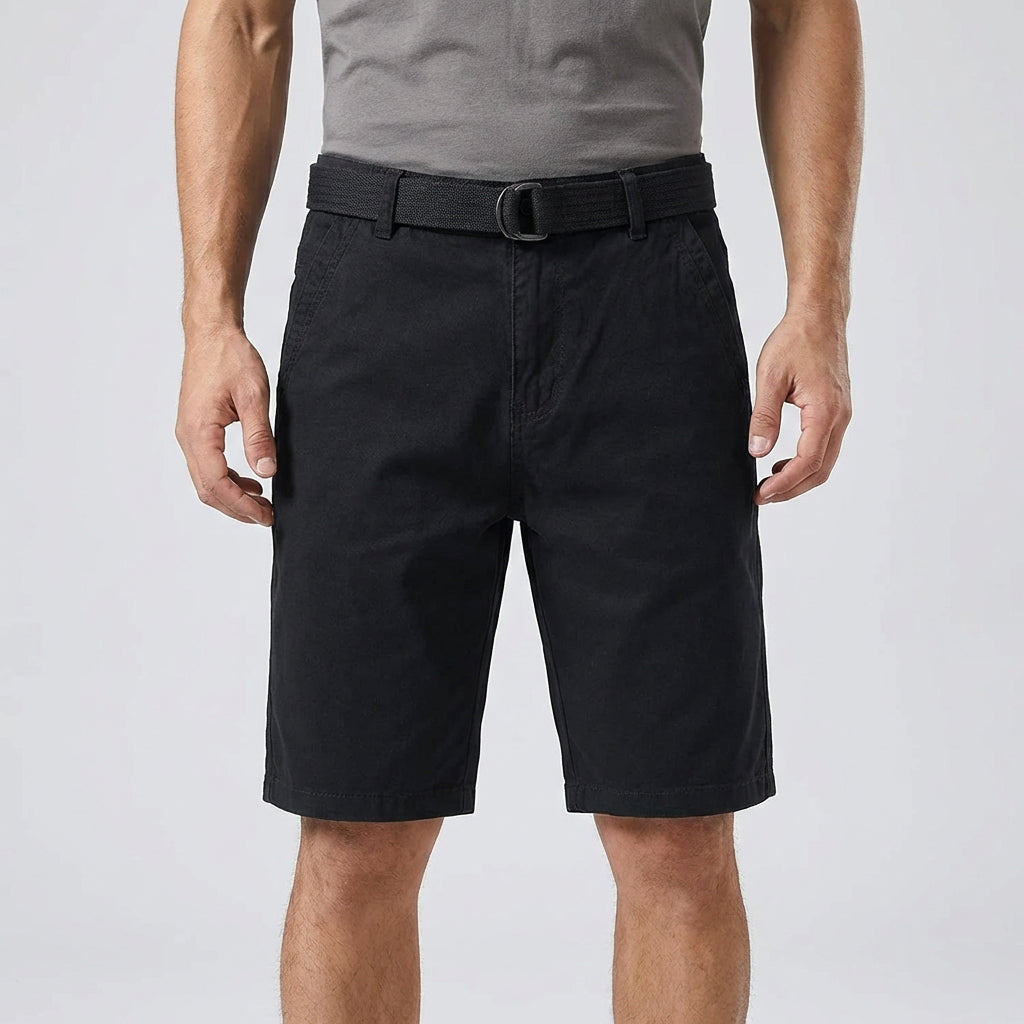 Knielange Freizeitshorts mit geradem Schnitt und Taschen