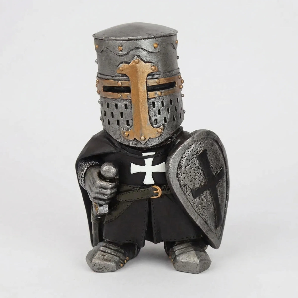 Miniatur Mittelalter-Ritter Gartenfigur mit Kettenhemd und Topfhelm