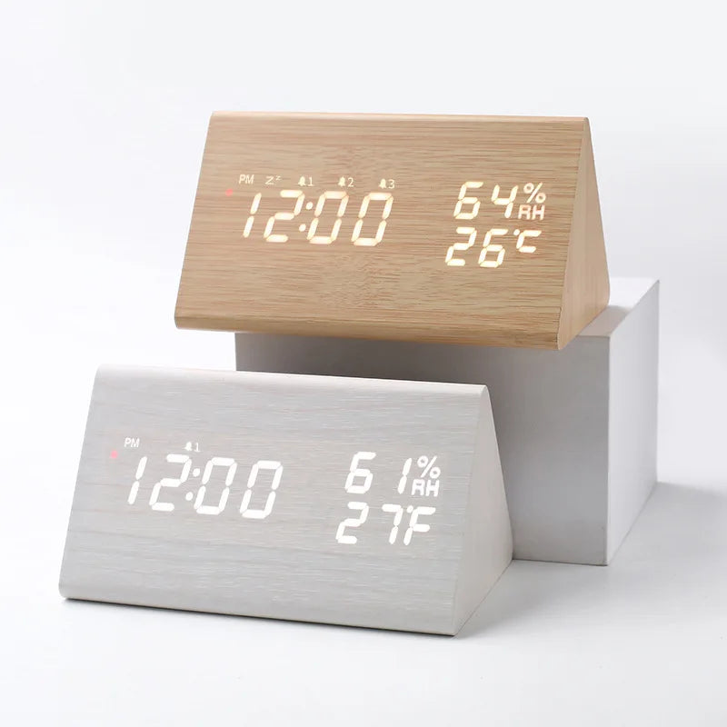 LED-Wecker Holzoptik schallaktiviert mit Temperatur- und Feuchtigkeitsmessung