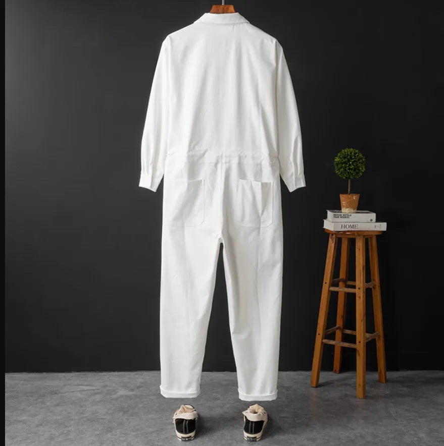 Herren-Jumpsuit Langarm weiß Cargo-Taschen tapered Knöchel