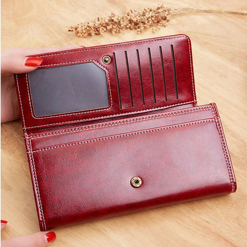 Lange Damenbrieftasche mit Kartenfächern und Münzfach