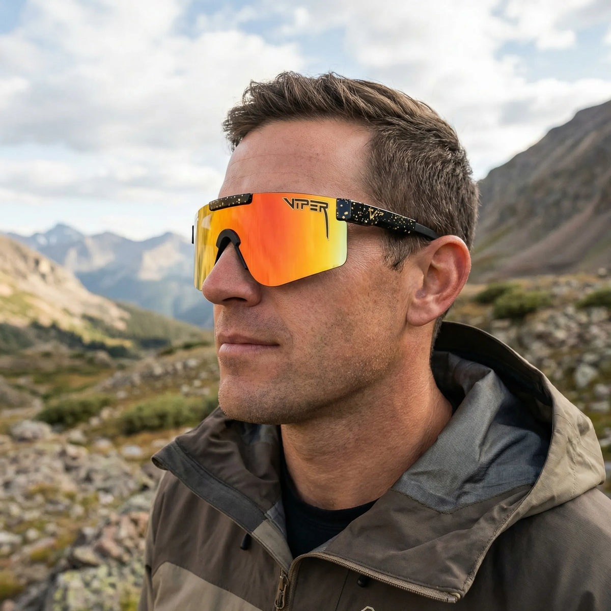 Übergroße Sportsonnenbrille mit Wraparound-Schutzglas und UV400-Gläsern