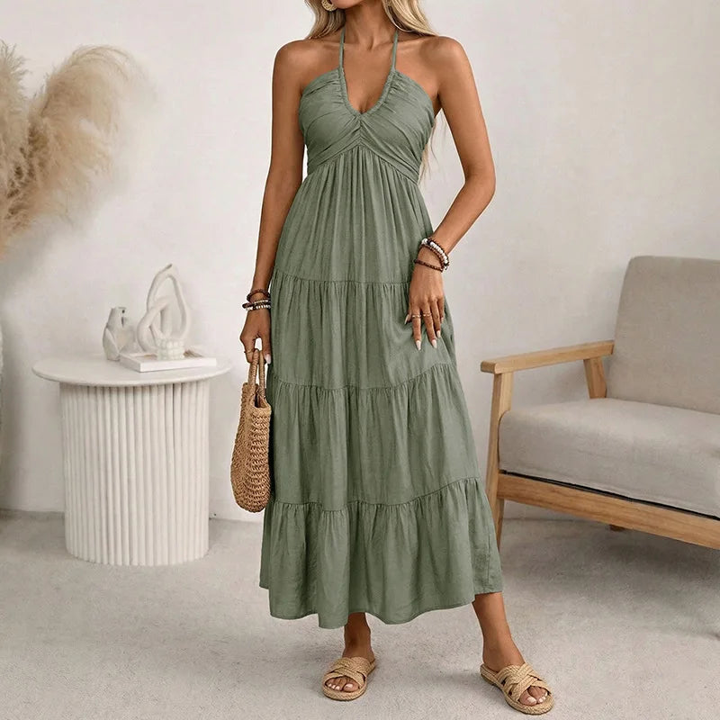 Kleid mit Halterneck-Ausschnitt und weiter Lage-Rock