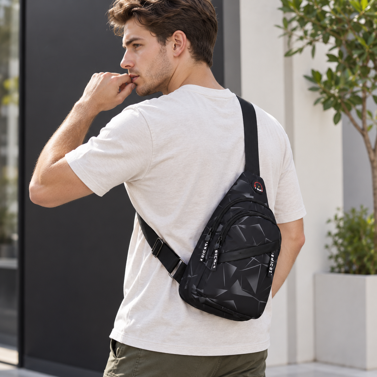 Camp Basel | Slantrix Geometrischer Druck Crossbody-Brusttasche