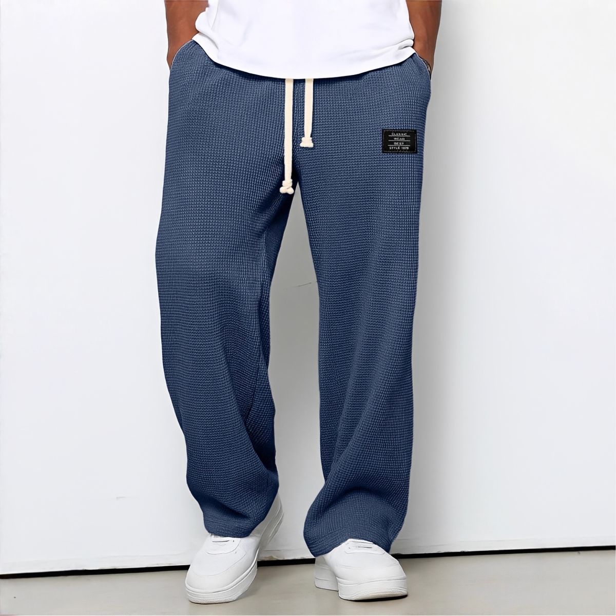 Komfortable Herrenhose mit weiter Passform und verstellbarem Bund