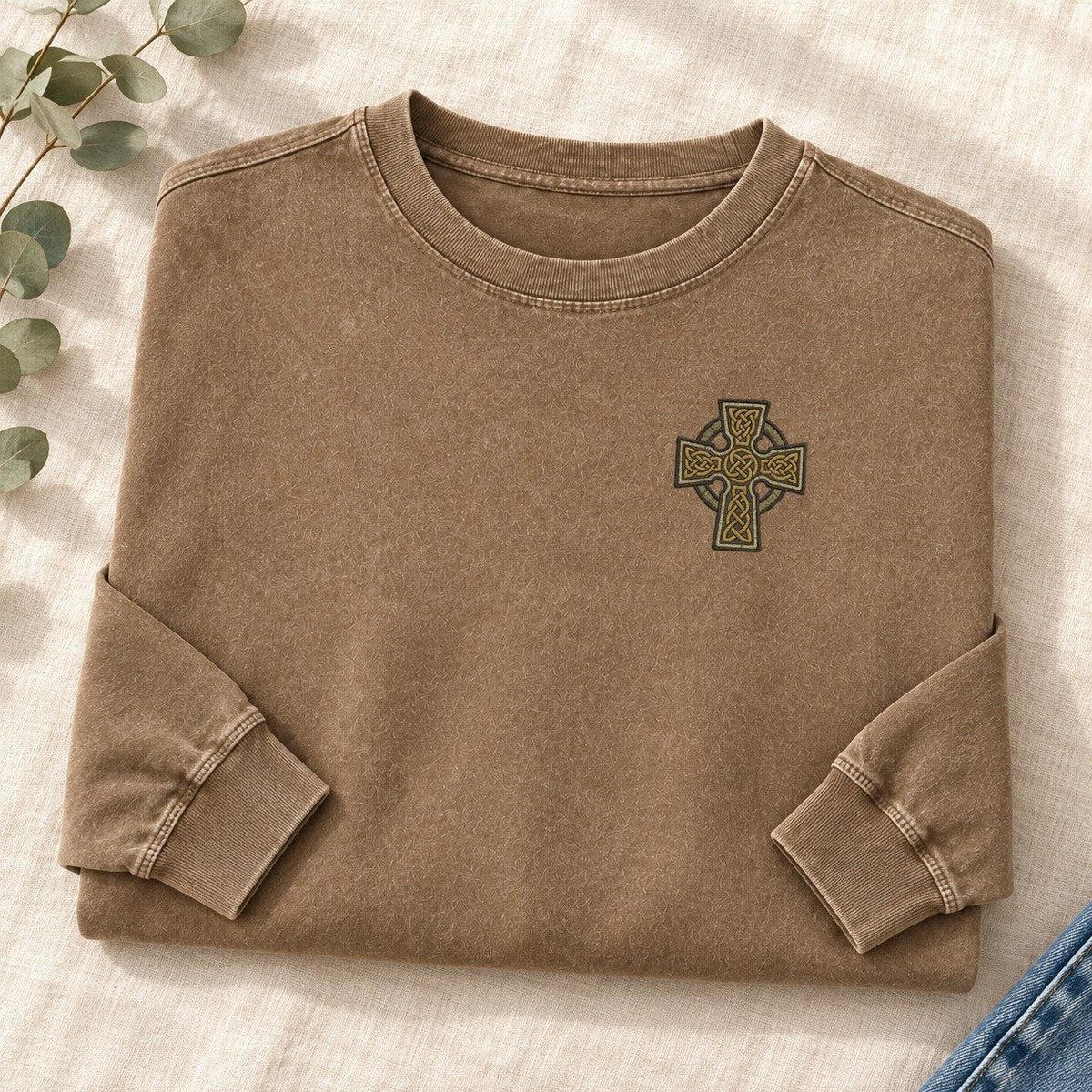 Celtic Cross Left Chest Washed Langarm-T-Shirt