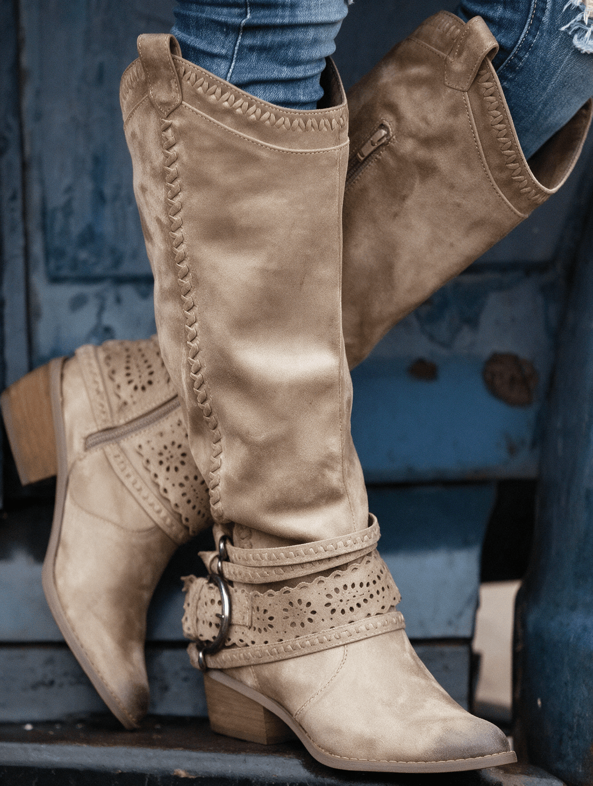 Sophie Westernstiefel mit Riemendetail