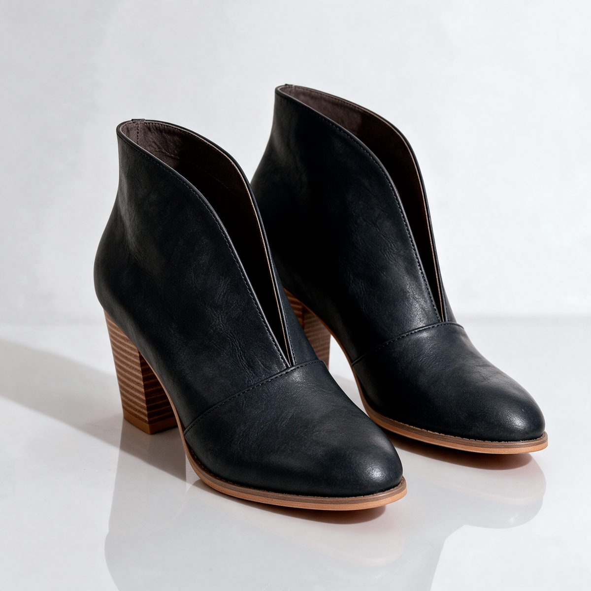 Carina V-Cut Stiefeletten