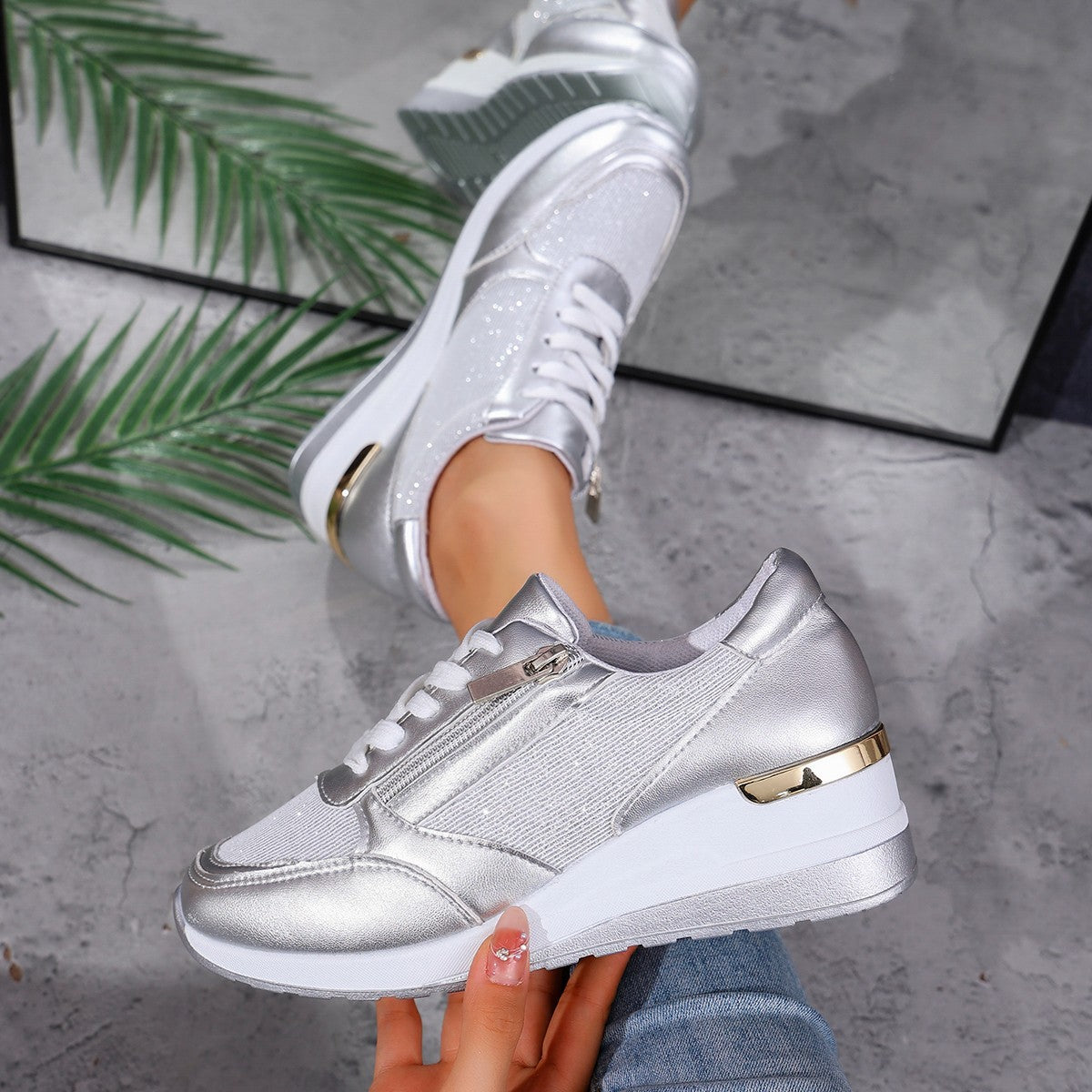 Damen-Sneaker mit Schnürung und seitlichem Reißverschluss – Dicke Sohle, Komfort und sportlicher Stil