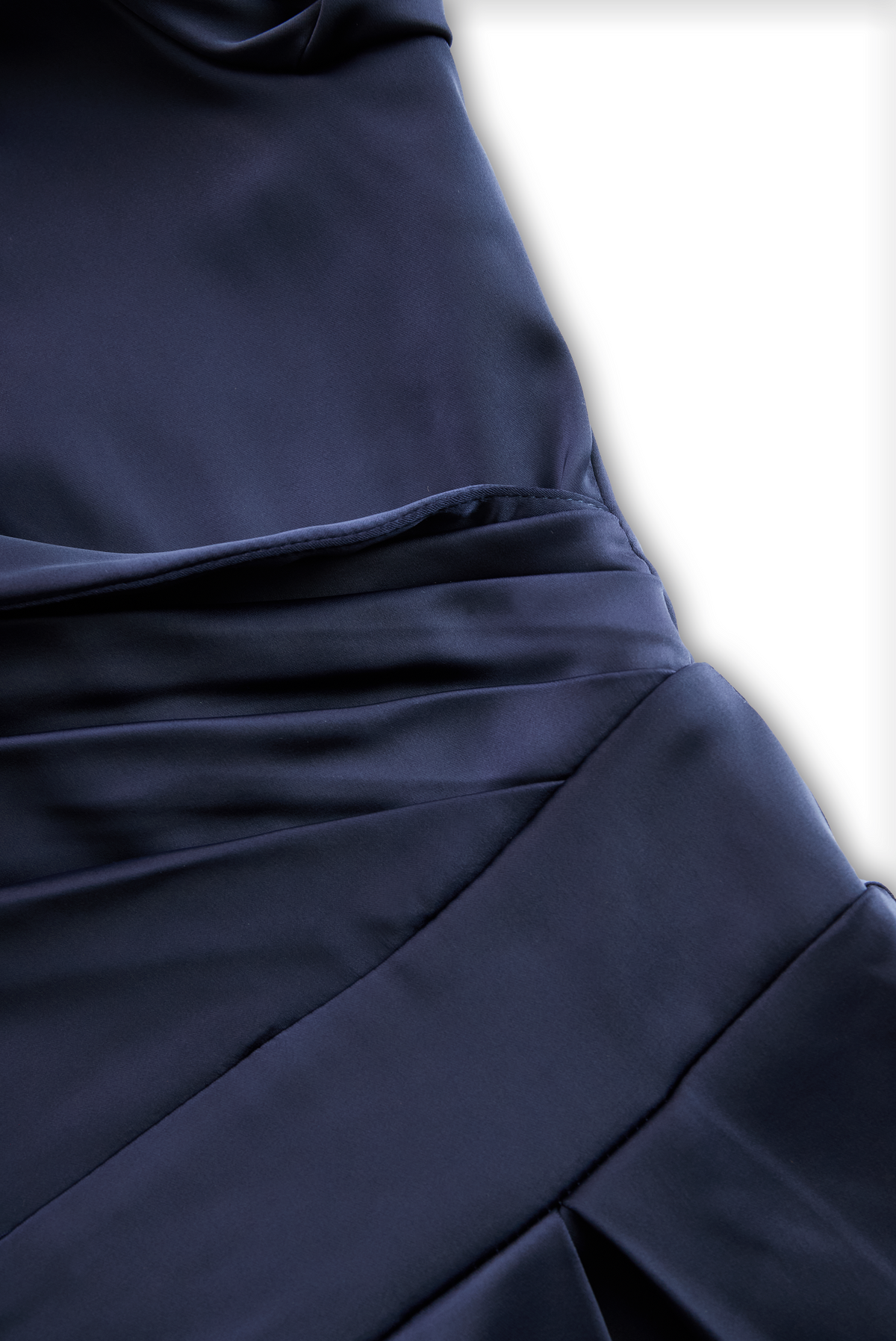 Coraline Elegantes Abendkleid mit V-Ausschnitt