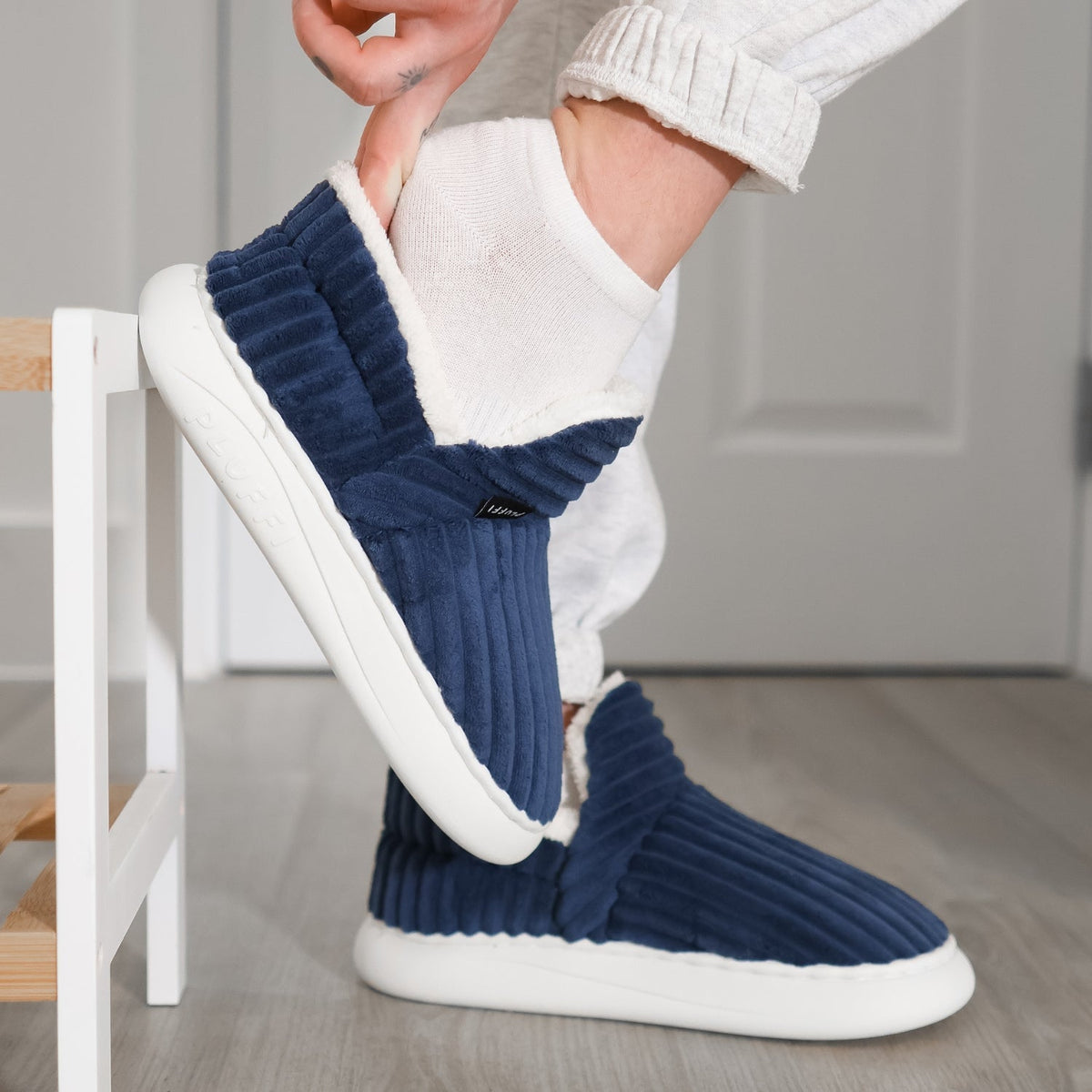CozySlippers: Unisex Winter Hausschuhe Bequem Warme Pantoffeln