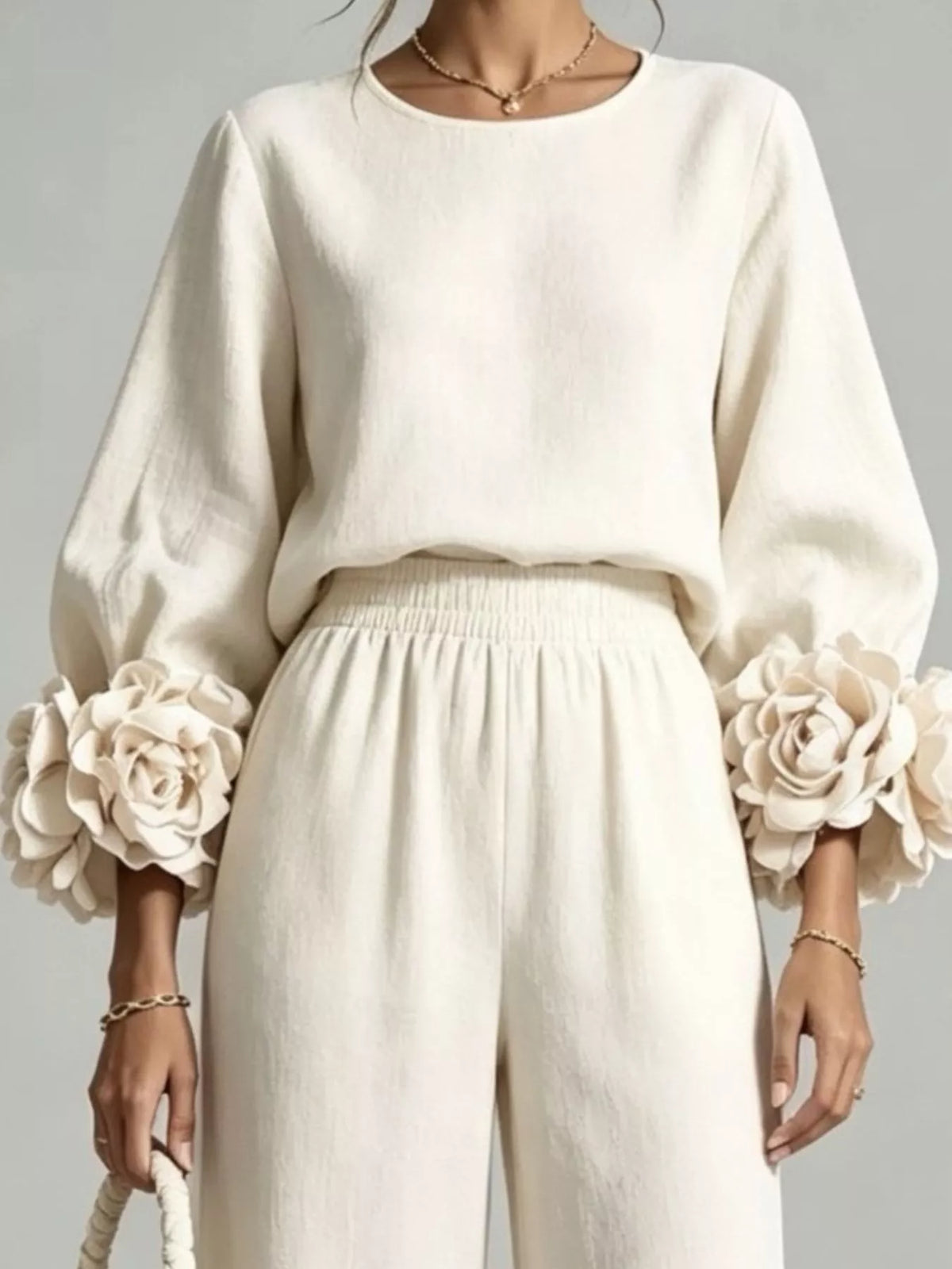 Oberteil mit Blumenmanschetten und weite Hose Set in großen Größen