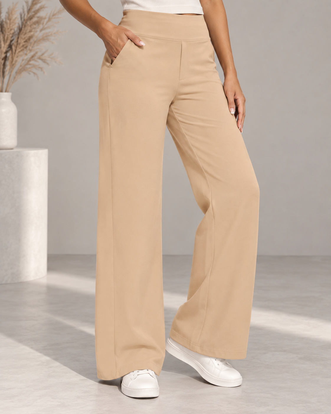 Komfortable Stretch-Hose mit weiten Beinen
