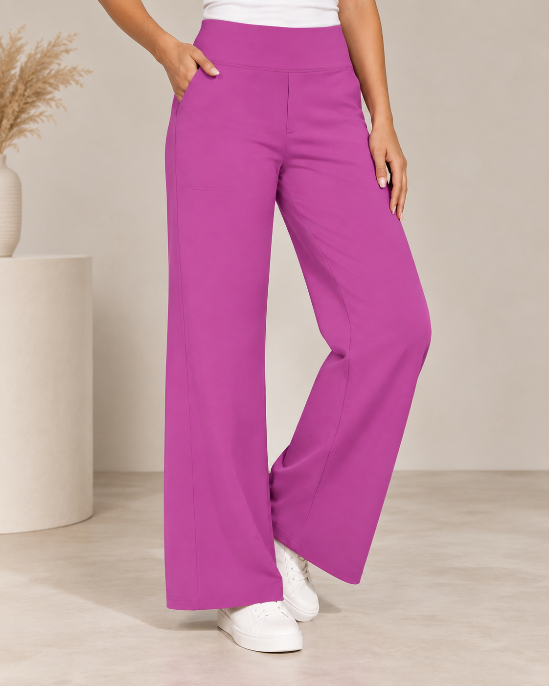 Komfortable Stretch-Hose mit weiten Beinen