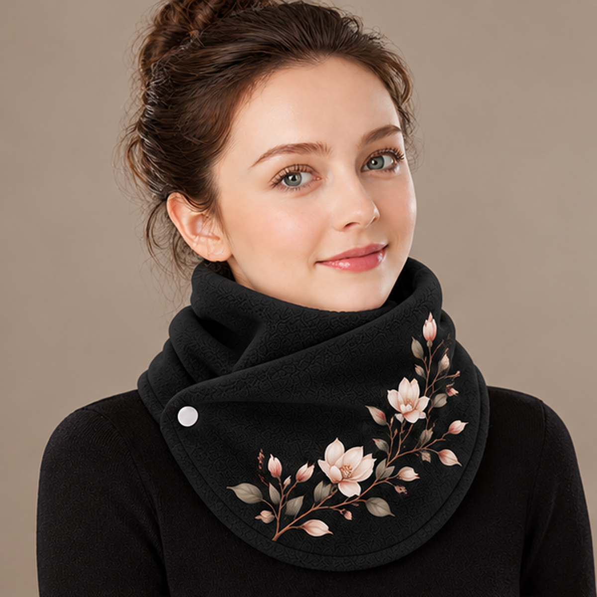 Eleganter floraler Fleece-Halswärmer für Damen – weich und kuschelig