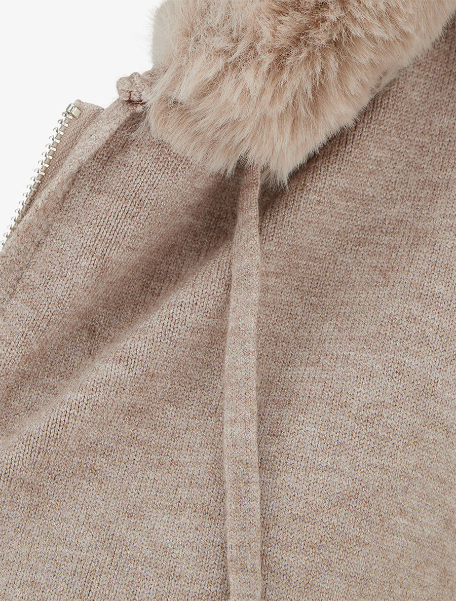Sweat-Kapuzenjacke mit Kunstfell