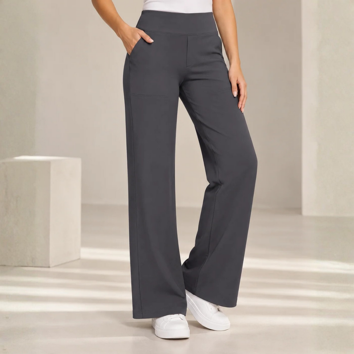 Bequeme elastische Hose mit weitem Bein