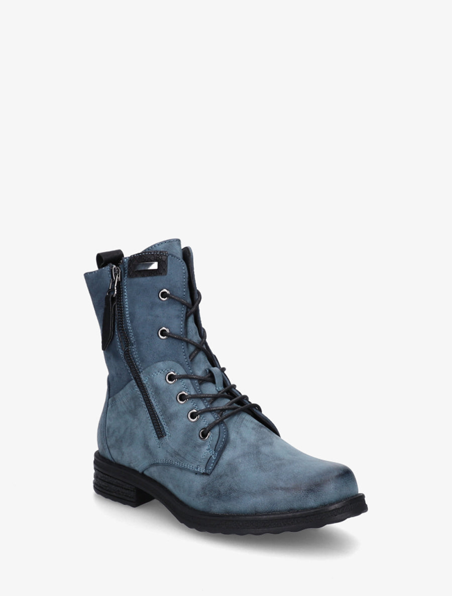 Gefütterte Stiefeletten in Python-Optik