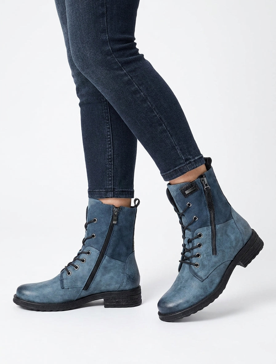 Gefütterte Stiefeletten in Python-Optik