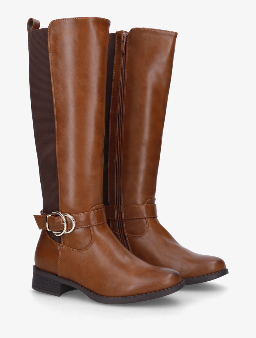 Stiefel mit Blockabsatz und Riemen