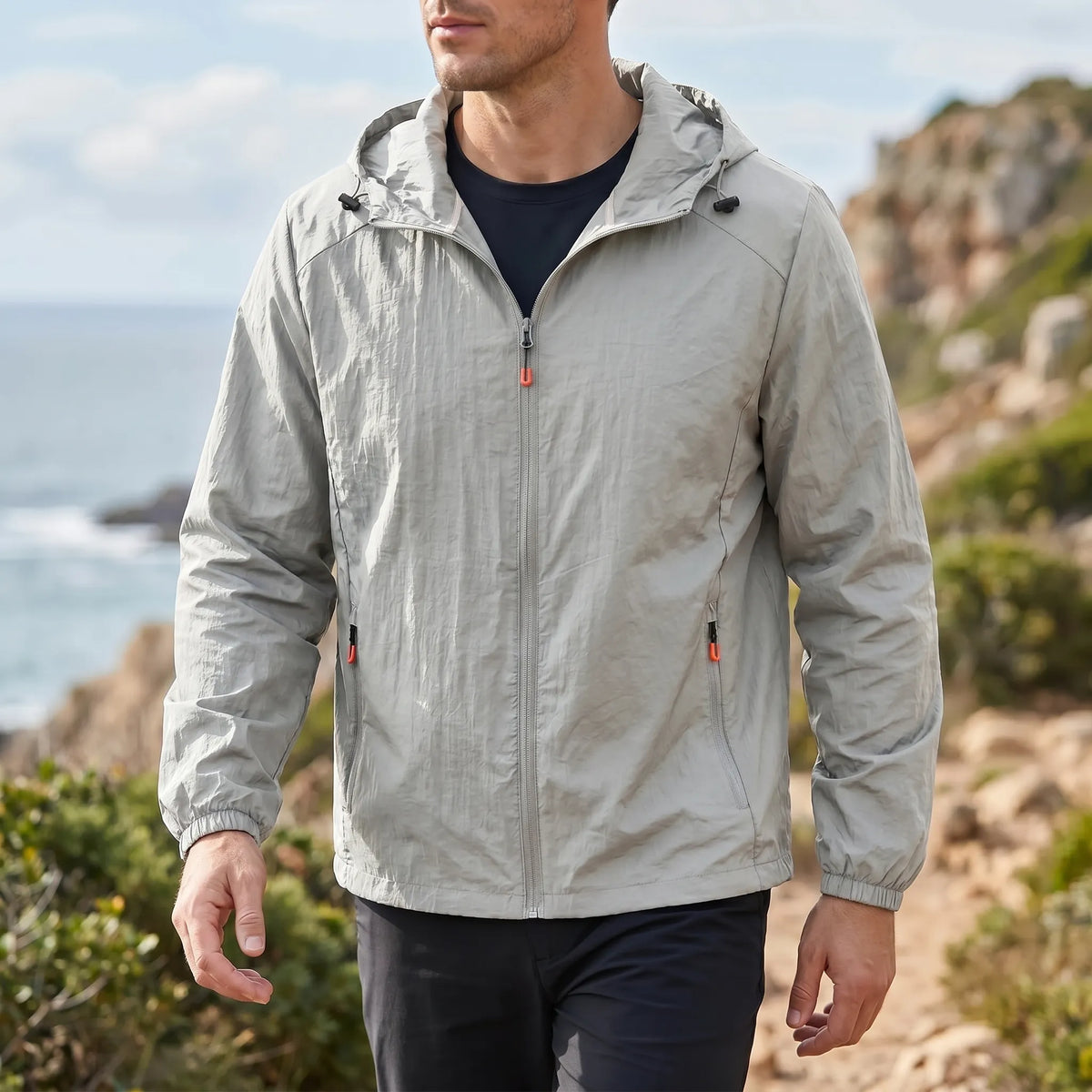 Leichte Outdoor-Windjacke mit Kapuze schnelltrocknend lange Ärmel