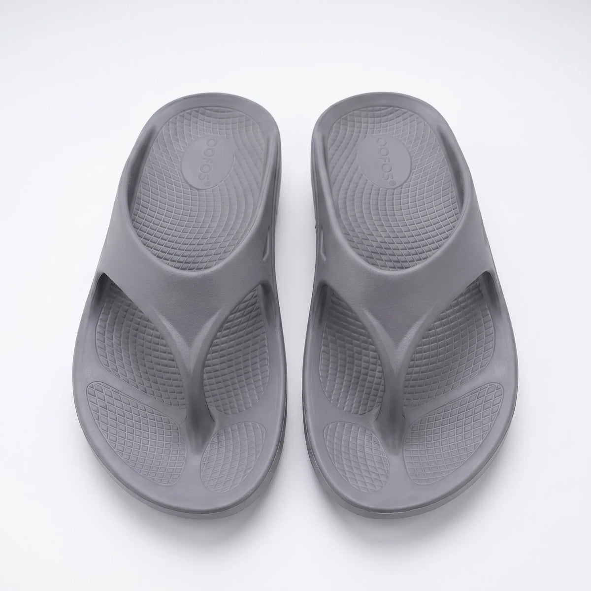 Dickgepolsterte Slip-On-Sandalen mit rutschfester Sohle und anatomischem Fußbett