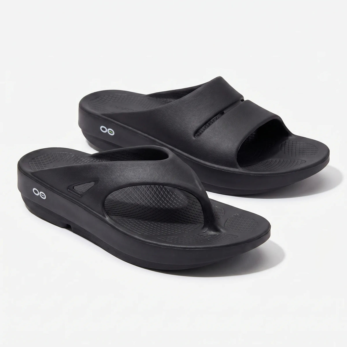 Dickgepolsterte Slip-On-Sandalen mit rutschfester Sohle und anatomischem Fußbett