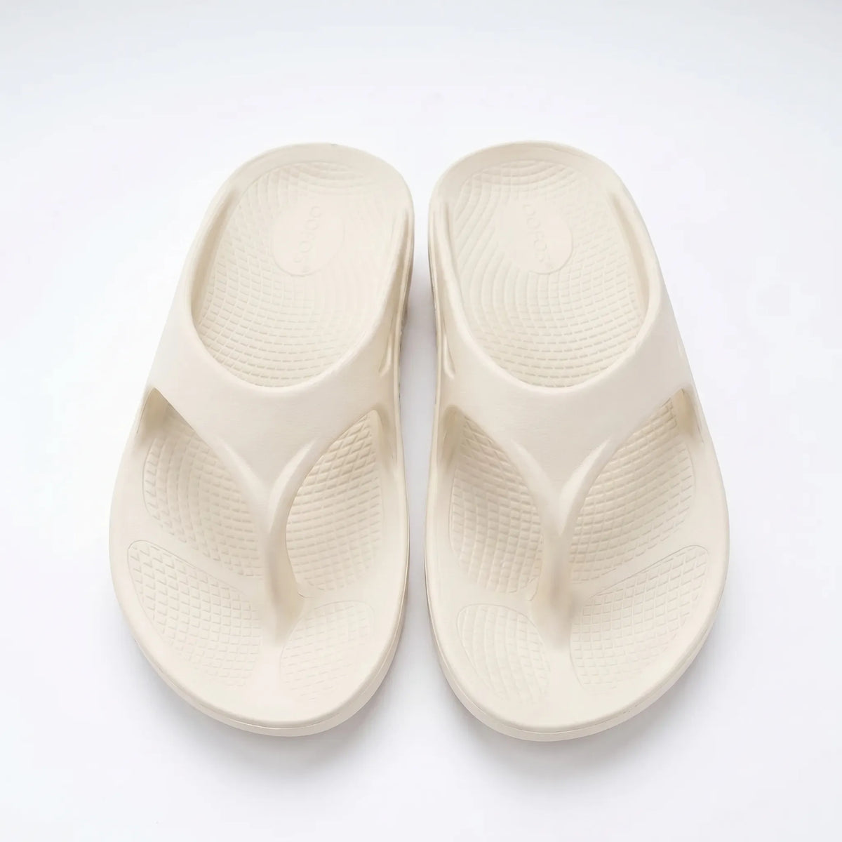 Dickgepolsterte Slip-On-Sandalen mit rutschfester Sohle und anatomischem Fußbett