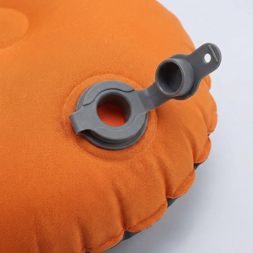 Aufblasbares Reisekissen faltbar mit ergonomischer Nackenstütze