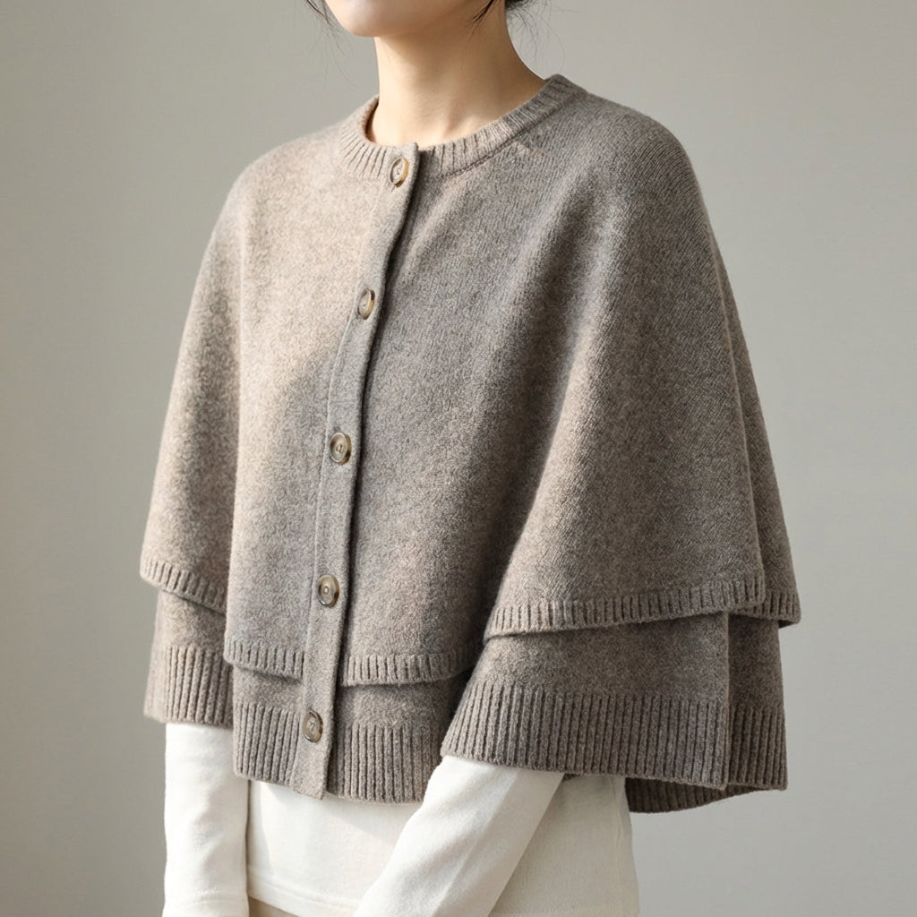 Verkürzter Cape-Cardigan mit Knopfleiste und gerippten Kanten