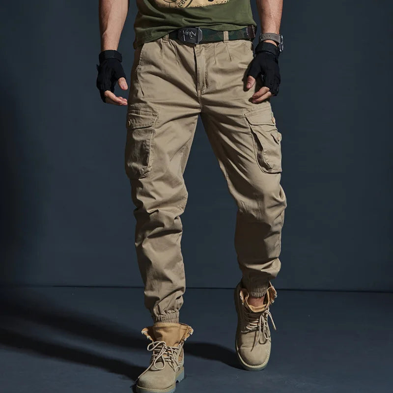 Herren-Cargohose Mehrfachtaschen taillierter Schnitt Arbeitshose