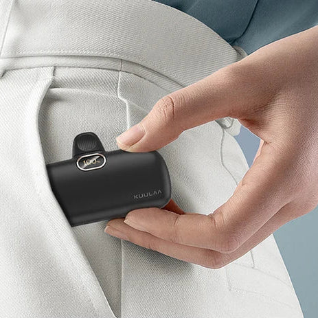 Kompakte Powerbank 5000mAh mit digitaler Anzeige und USB-C Anschluss