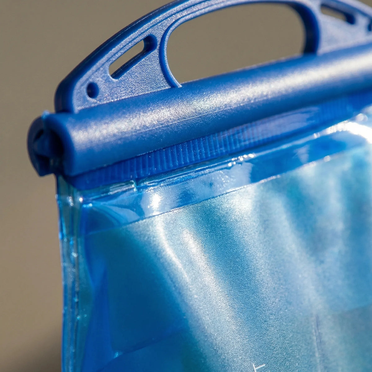 Flexibles Hydratationsreservoir BPA-frei mit Trinksystem und Volumenmarkierungen